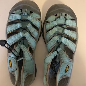 Keen H2 sandals